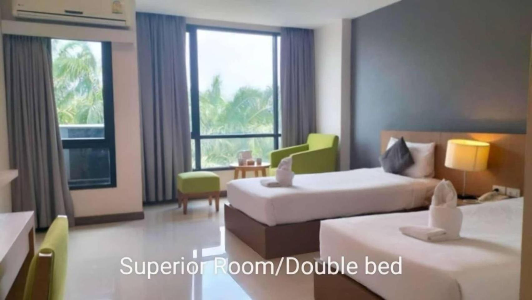 S Tara Grand Hotel Surat Thani Exterior foto